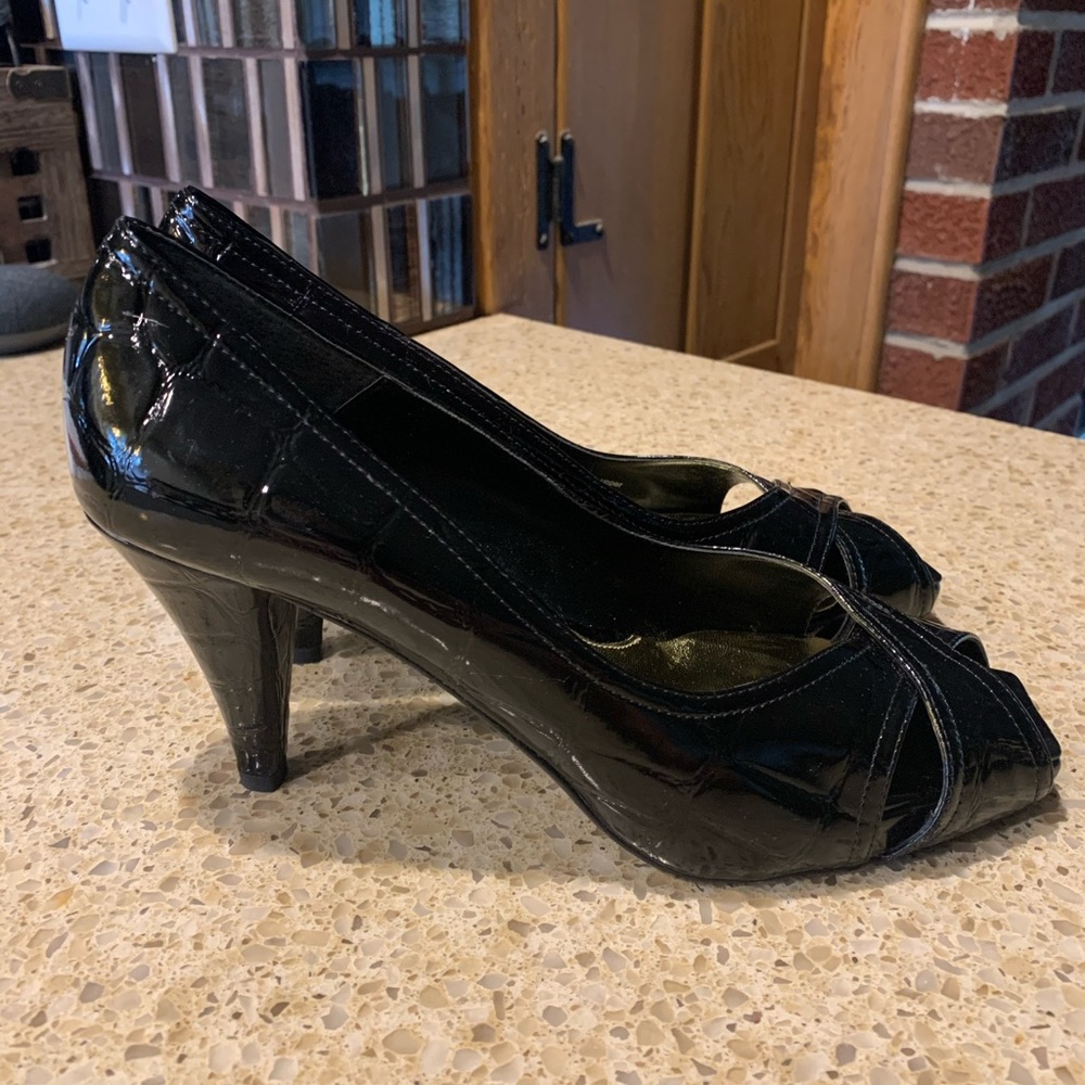 J.Renee Black Pumps - Like New - Never Worn